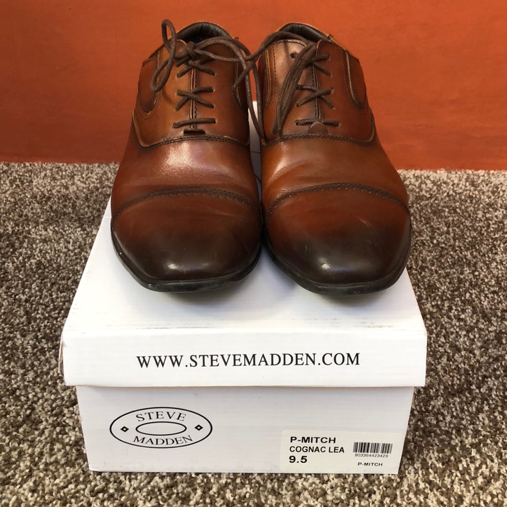 Almond cap toe Dress Shoe
